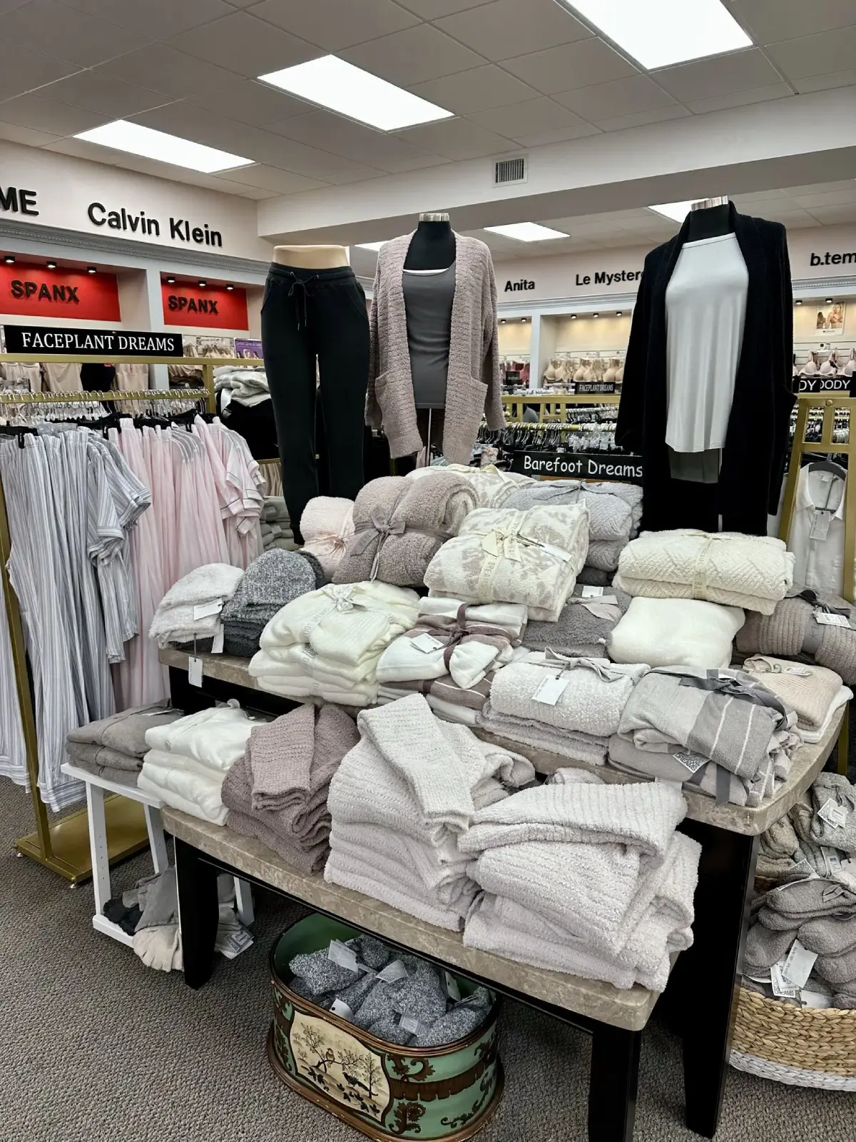Spanx – North & Main Clothing Company